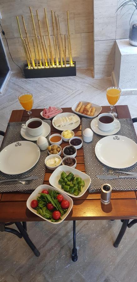 The Place Suites By Cey Istanbul Bagian luar foto