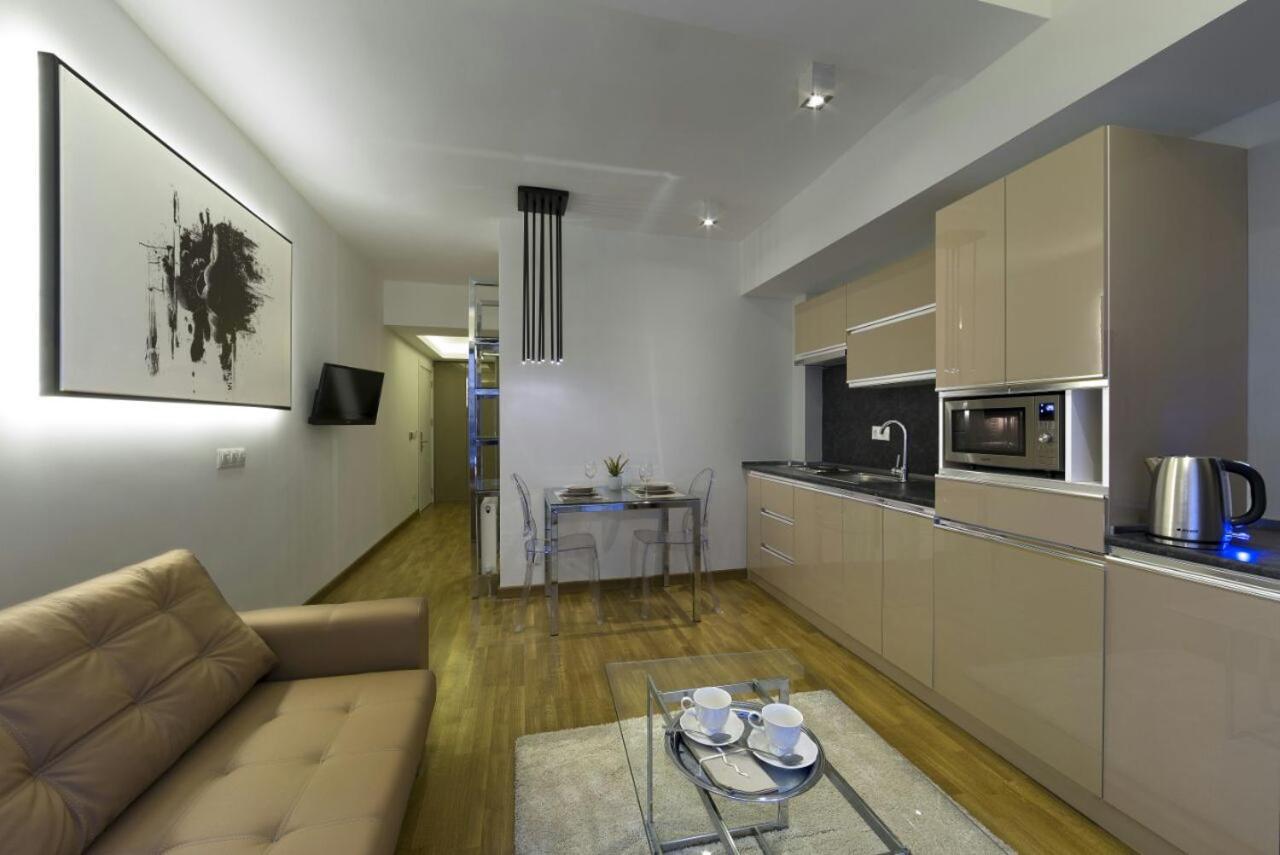 The Place Suites By Cey Istanbul Bagian luar foto