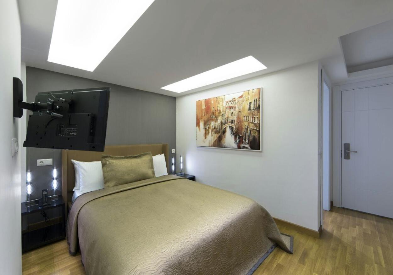 The Place Suites By Cey Istanbul Bagian luar foto