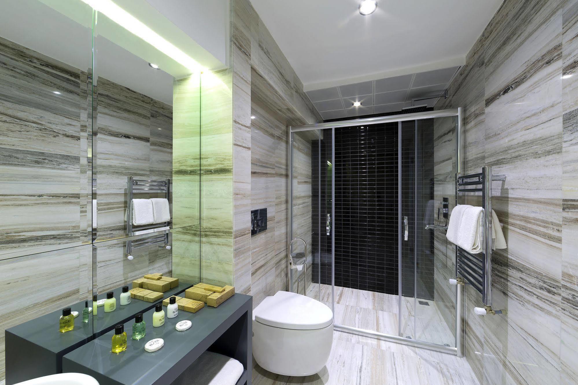 The Place Suites By Cey Istanbul Bagian luar foto